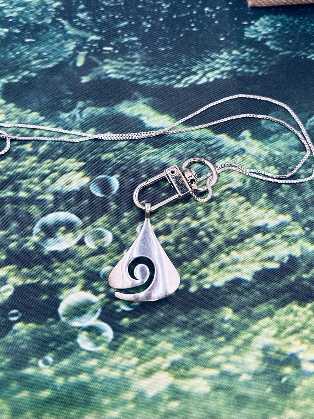 Declan Killen Sterling Silver Contemporary Celtic Swirl Pendant Necklace VGC